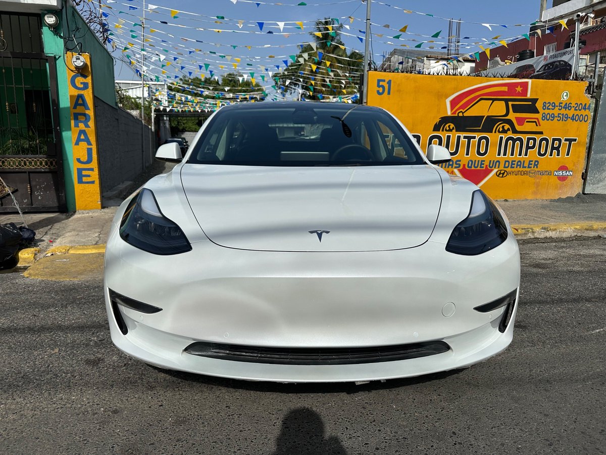 Tesla Model 3 Long Range 2022 - foto 2 de 11