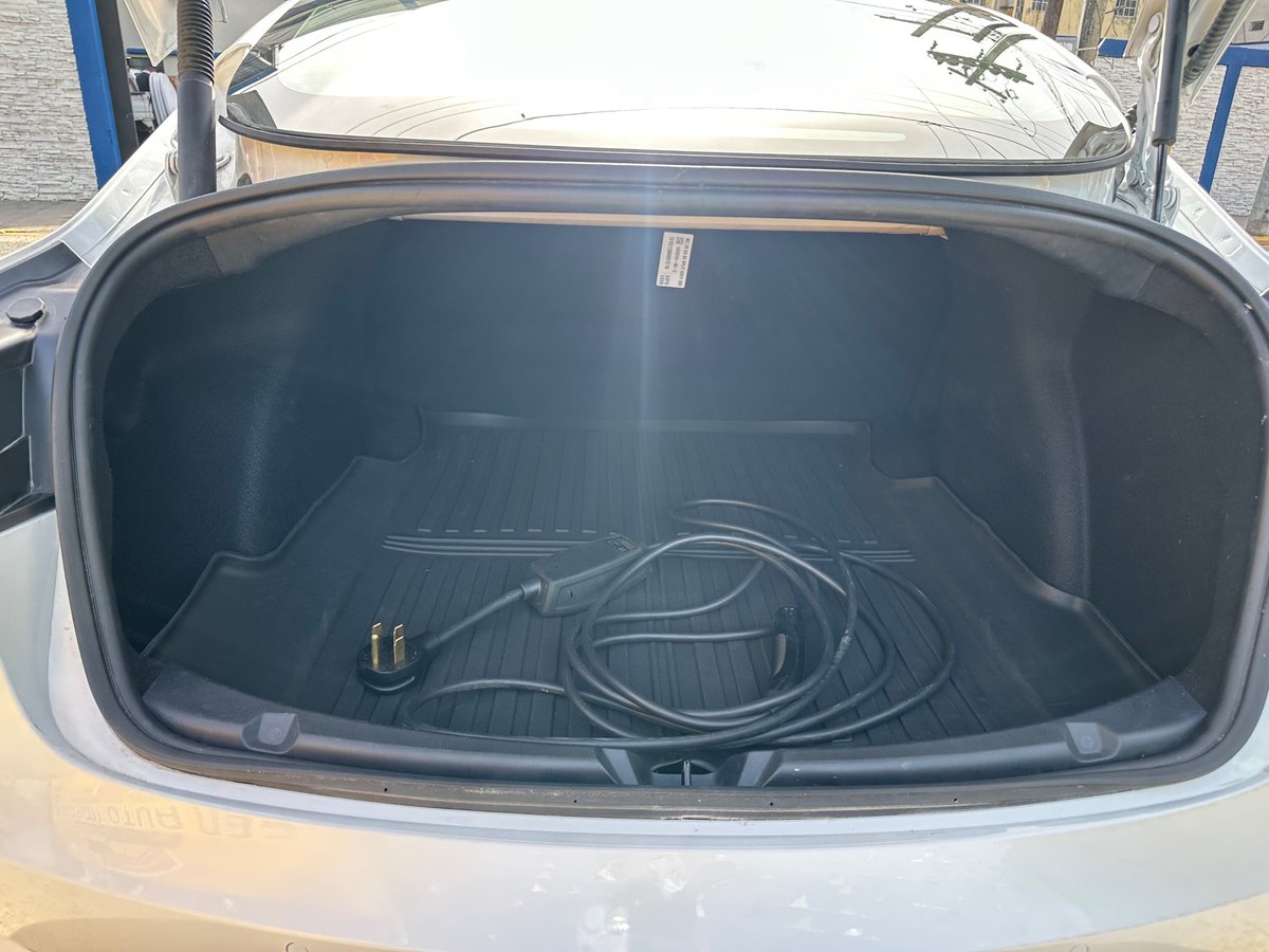 Tesla Model 3 Long Range 2022 - foto 11 de 11