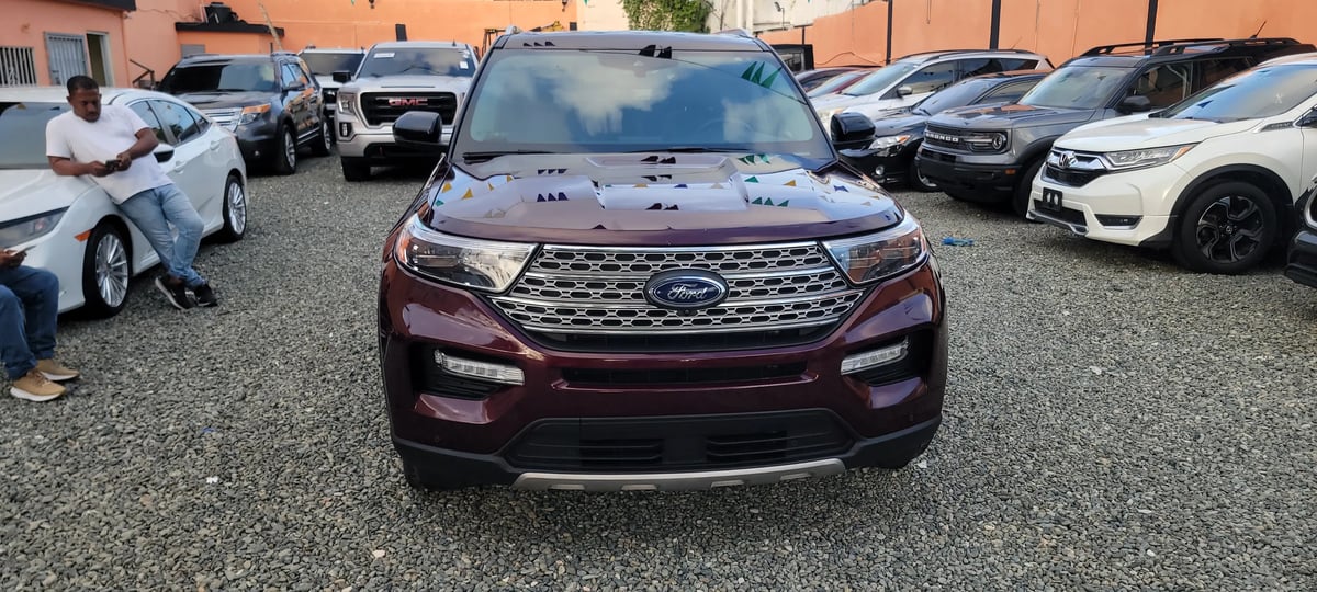Ford Explorer Limited 2022 - foto 2 de 11