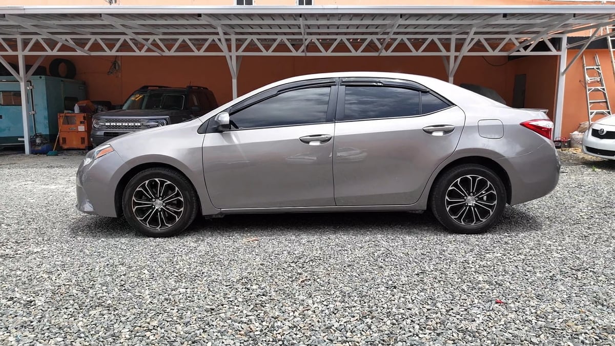 Toyota Corolla LE 2015 en venta - vista principal