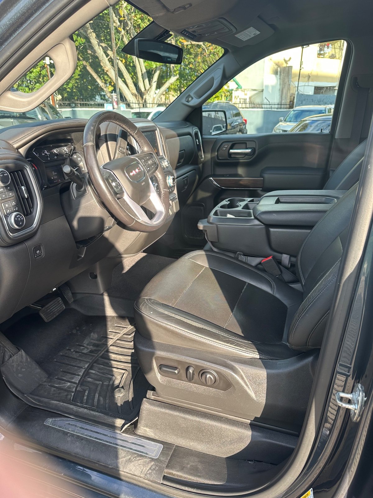 GMC Sierra 2020 - foto 10 de 10