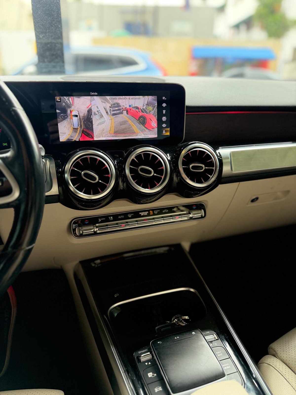 Mercedes Benz GLB 250 2021 - foto 10 de 10