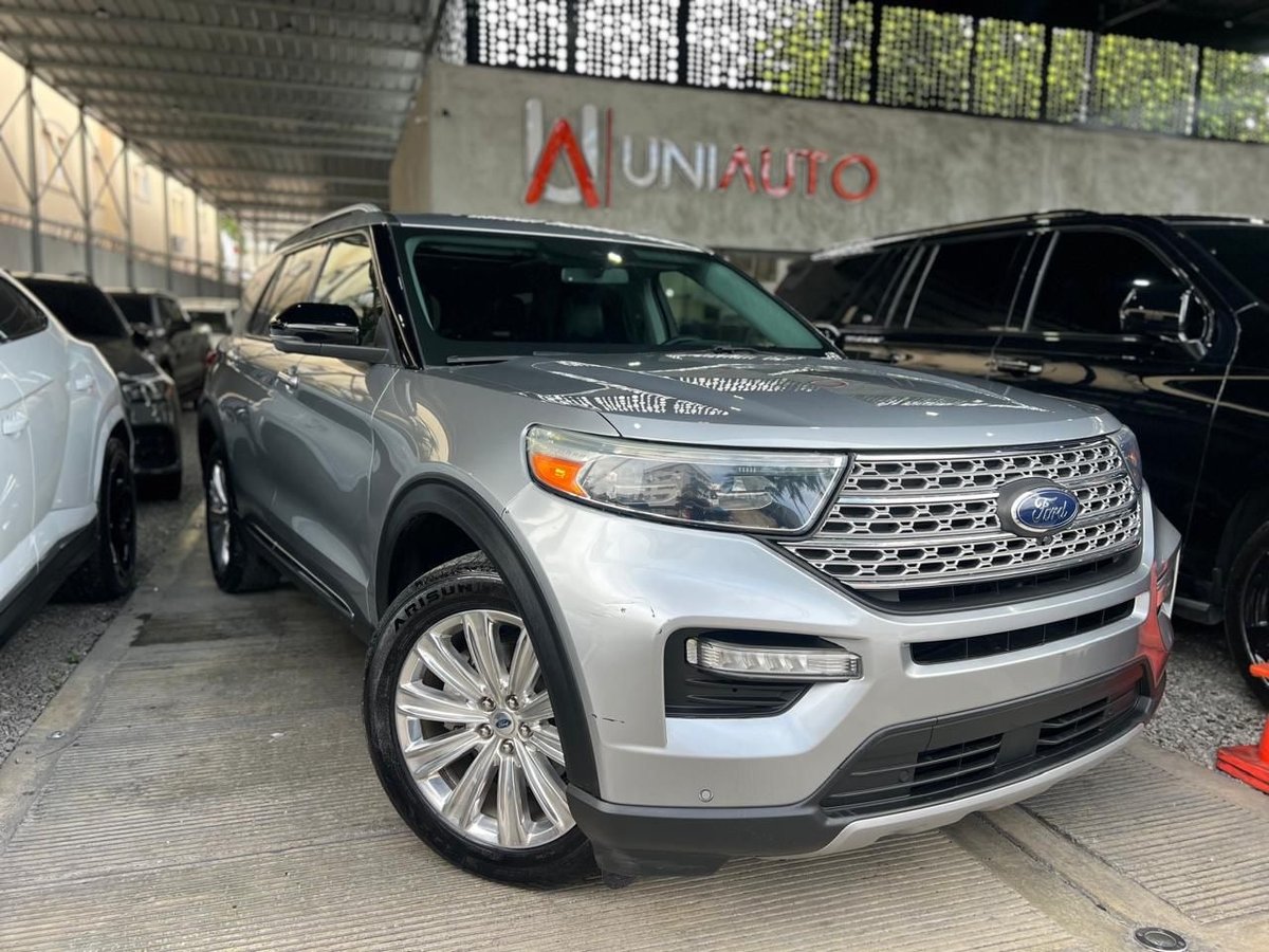Ford Explorer Limited 2022 - foto 2 de 9