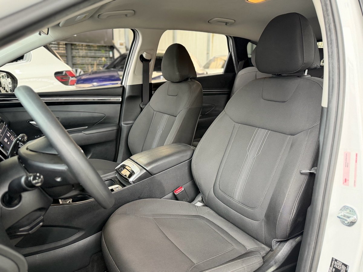 Hyundai Tucson SEL 2023 - foto 6 de 6