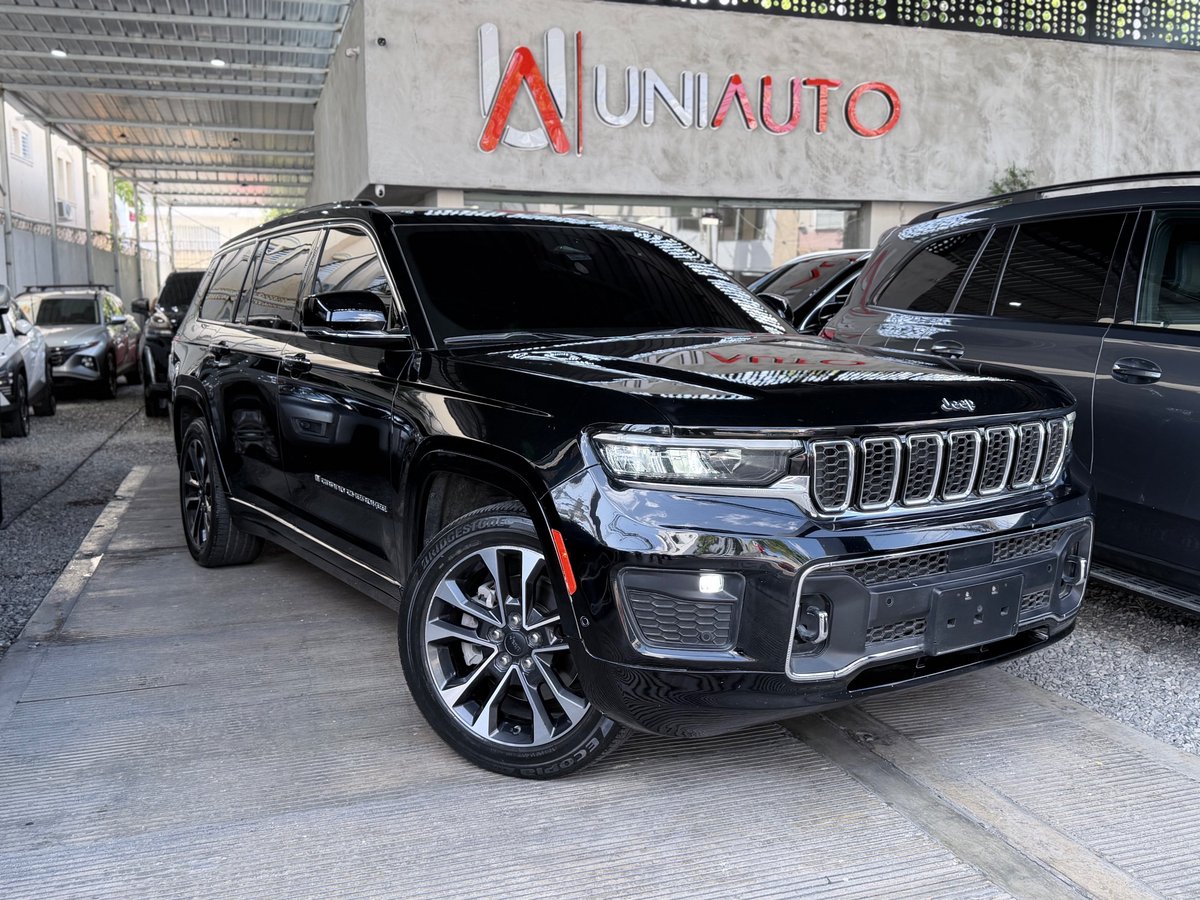 Jeep Grand Cherokee L Overland 2021 - foto 2 de 8