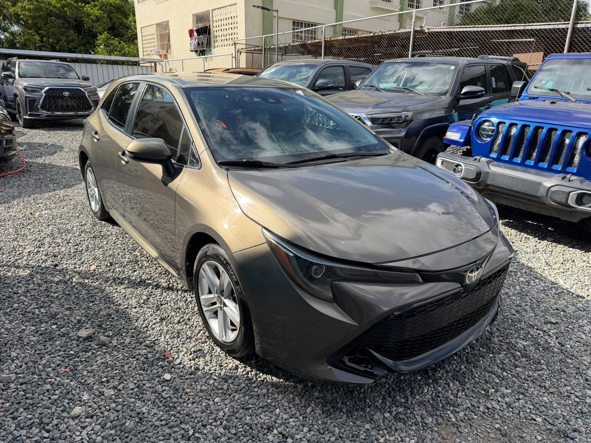 Toyota Corolla Hatchback 2022 - foto 2 de 9