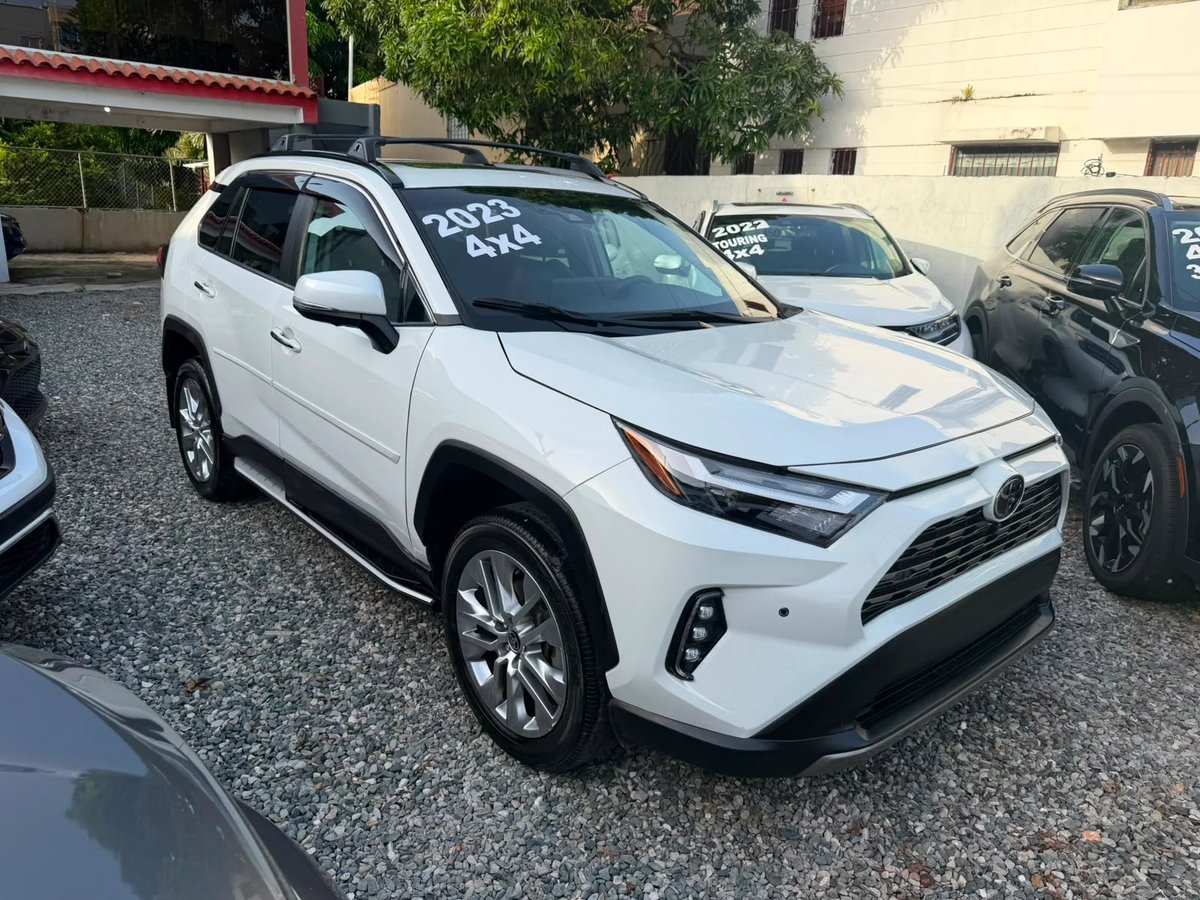 Toyota RAV4 Limited 2023 - foto 8 de 8
