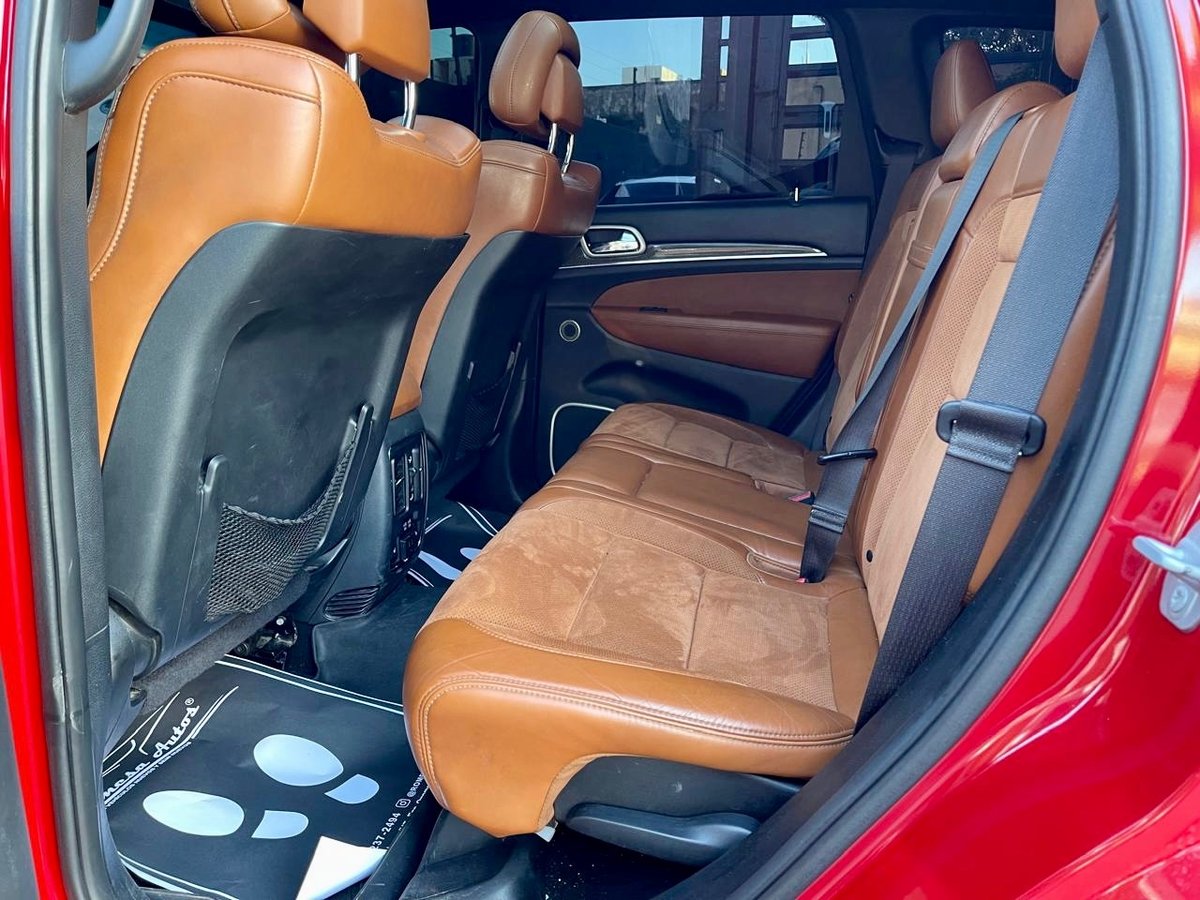 Jeep Grand Cherokee SRT8 2019 - foto 10 de 10