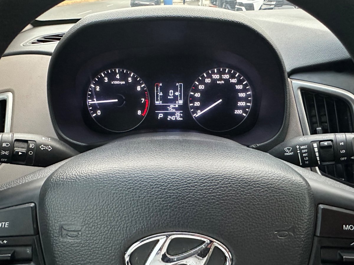 Hyundai Cantus Semifull 2018 - foto 12 de 12