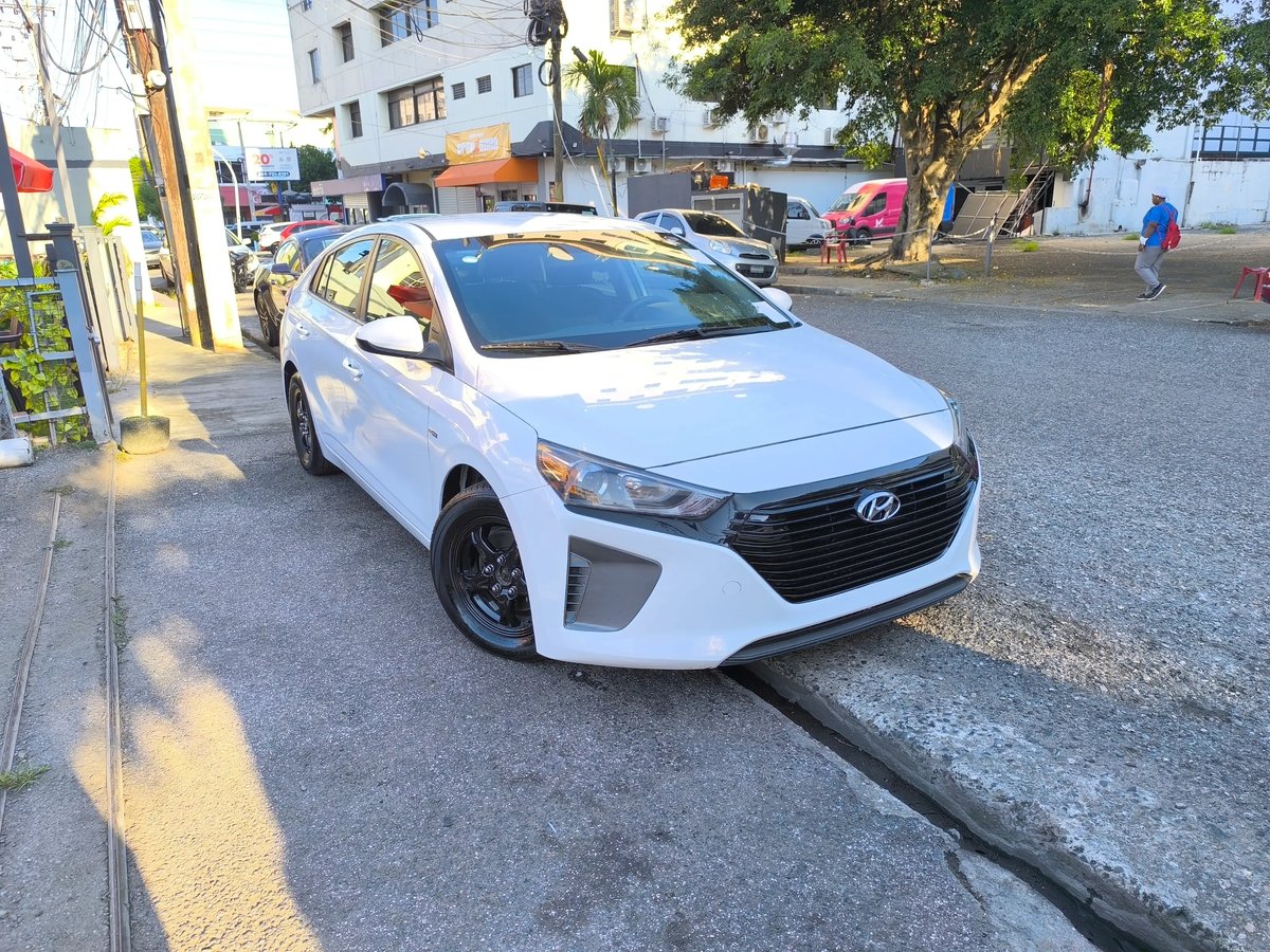 Hyundai Ioniq 2019 - foto 2 de 11
