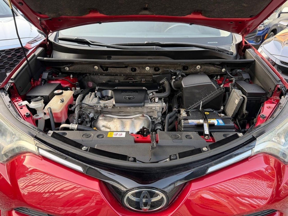 Toyota RAV4 LE 2017 - foto 11 de 11