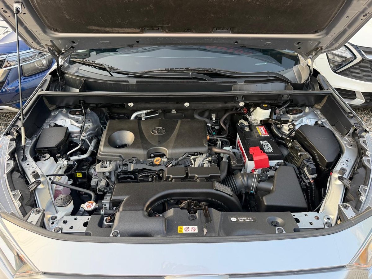 Toyota RAV4 XLE 2021 - foto 9 de 9