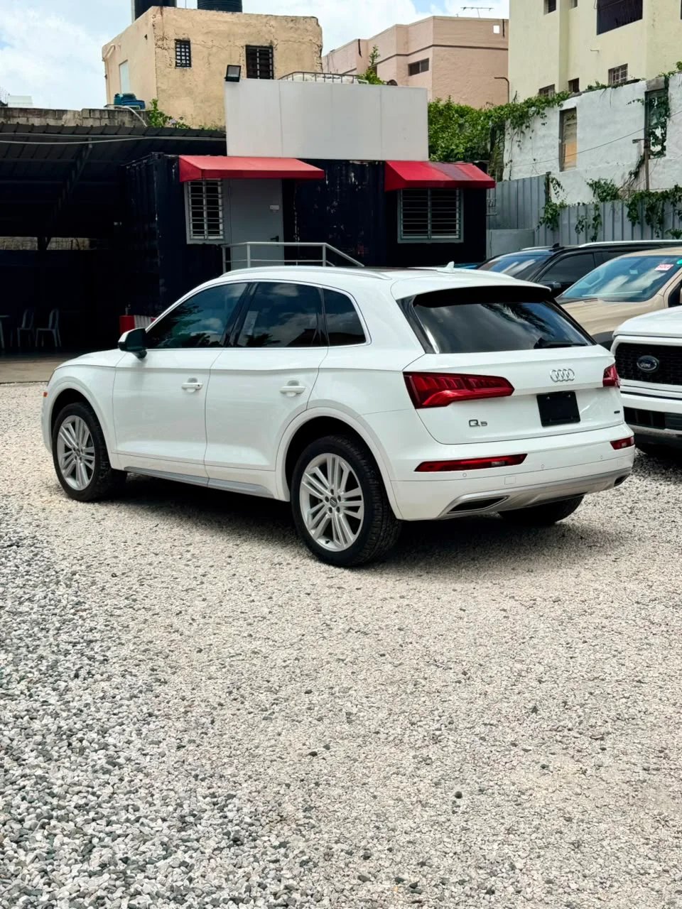 Audi Q5 Quattro Premium Plus 2020 - foto 2 de 10