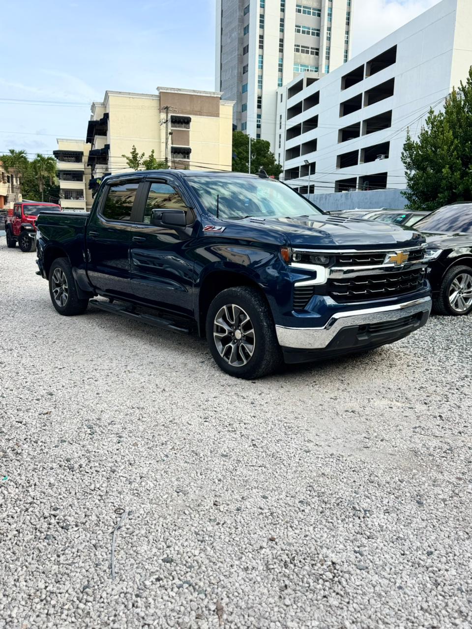Chevrolet Silverado Z 71 2020 - foto 2 de 11