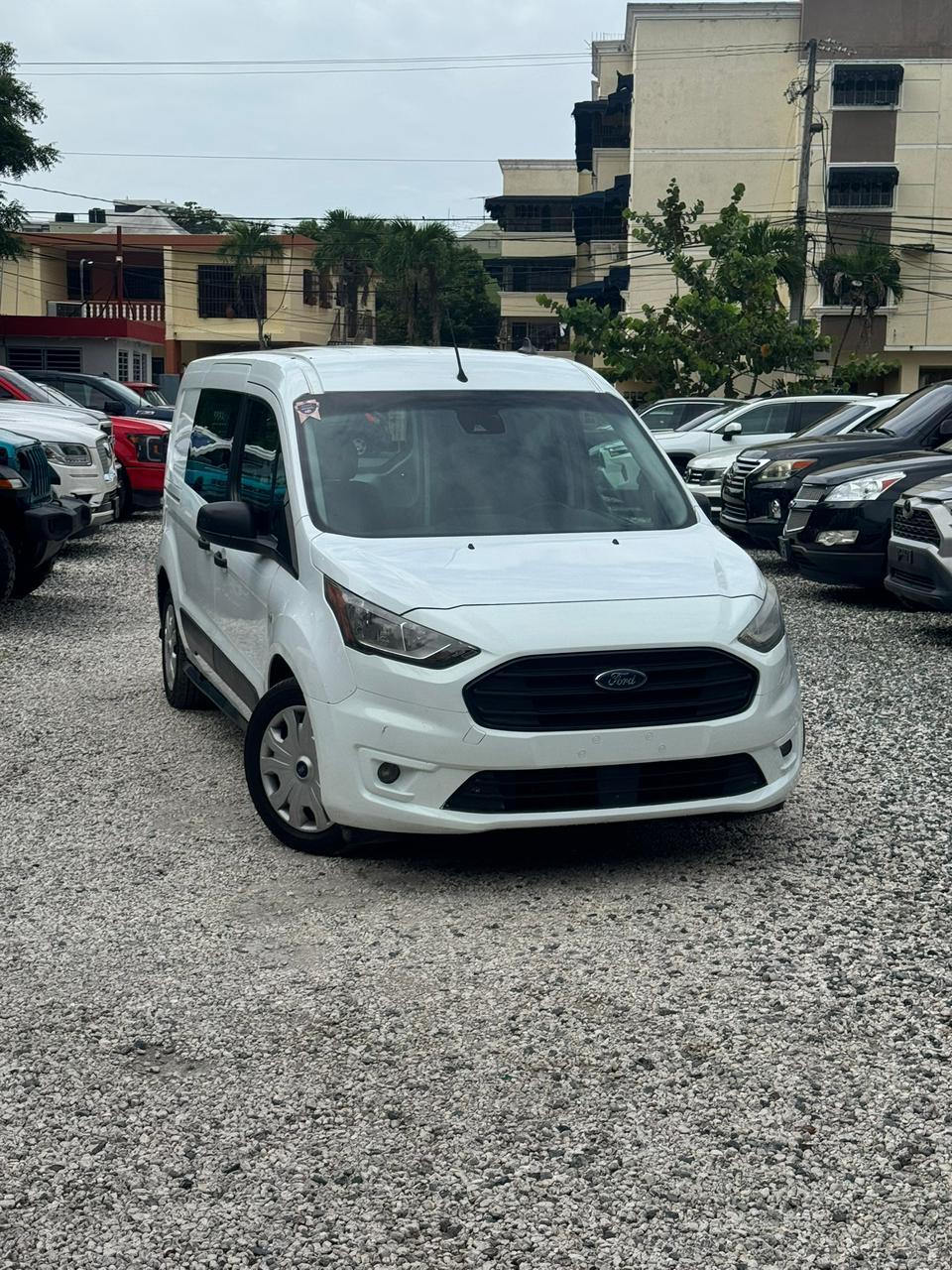 Ford Transit Connect 2020 en venta - vista principal