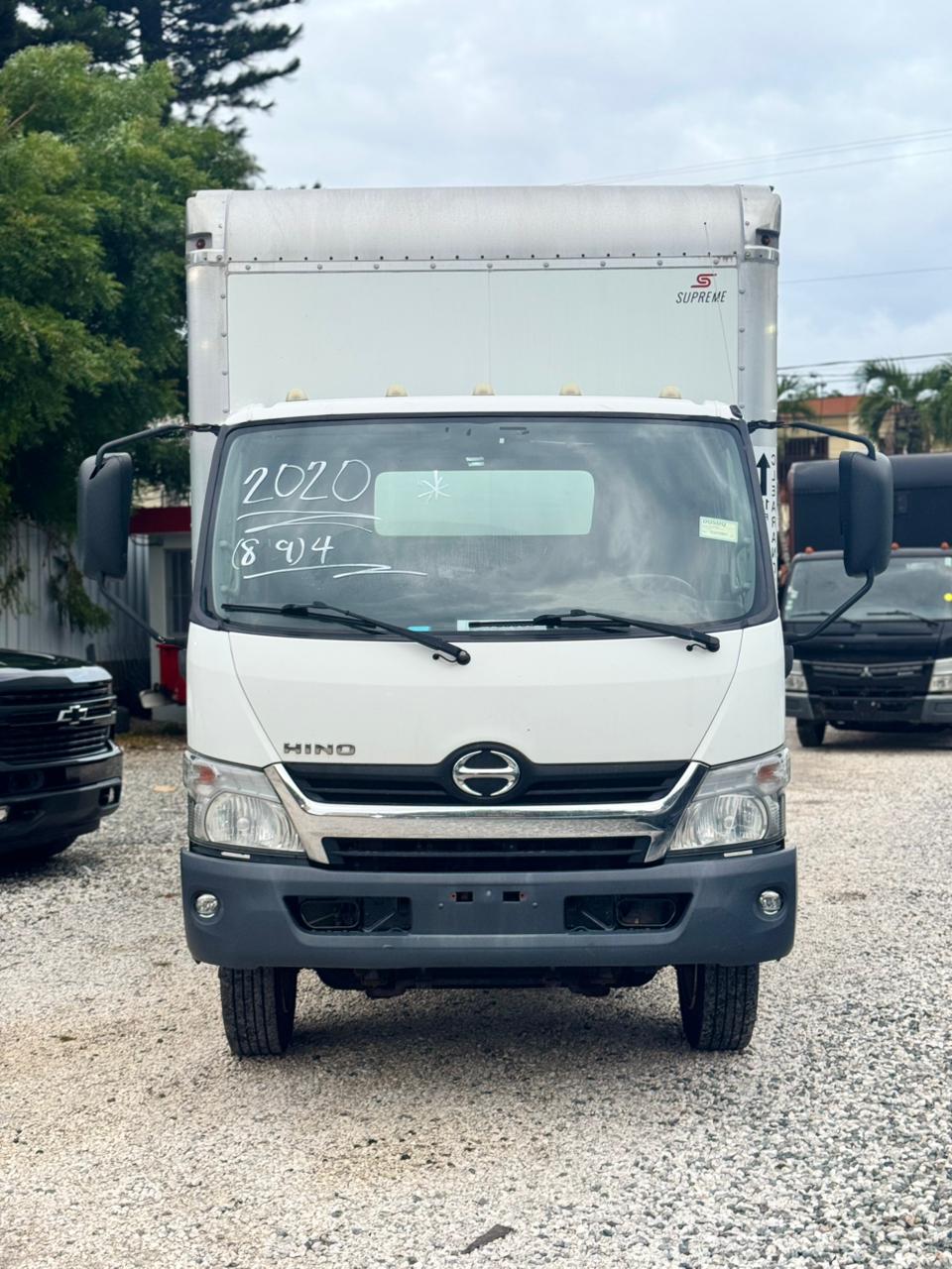 Hino 195 2020 - foto 2 de 8