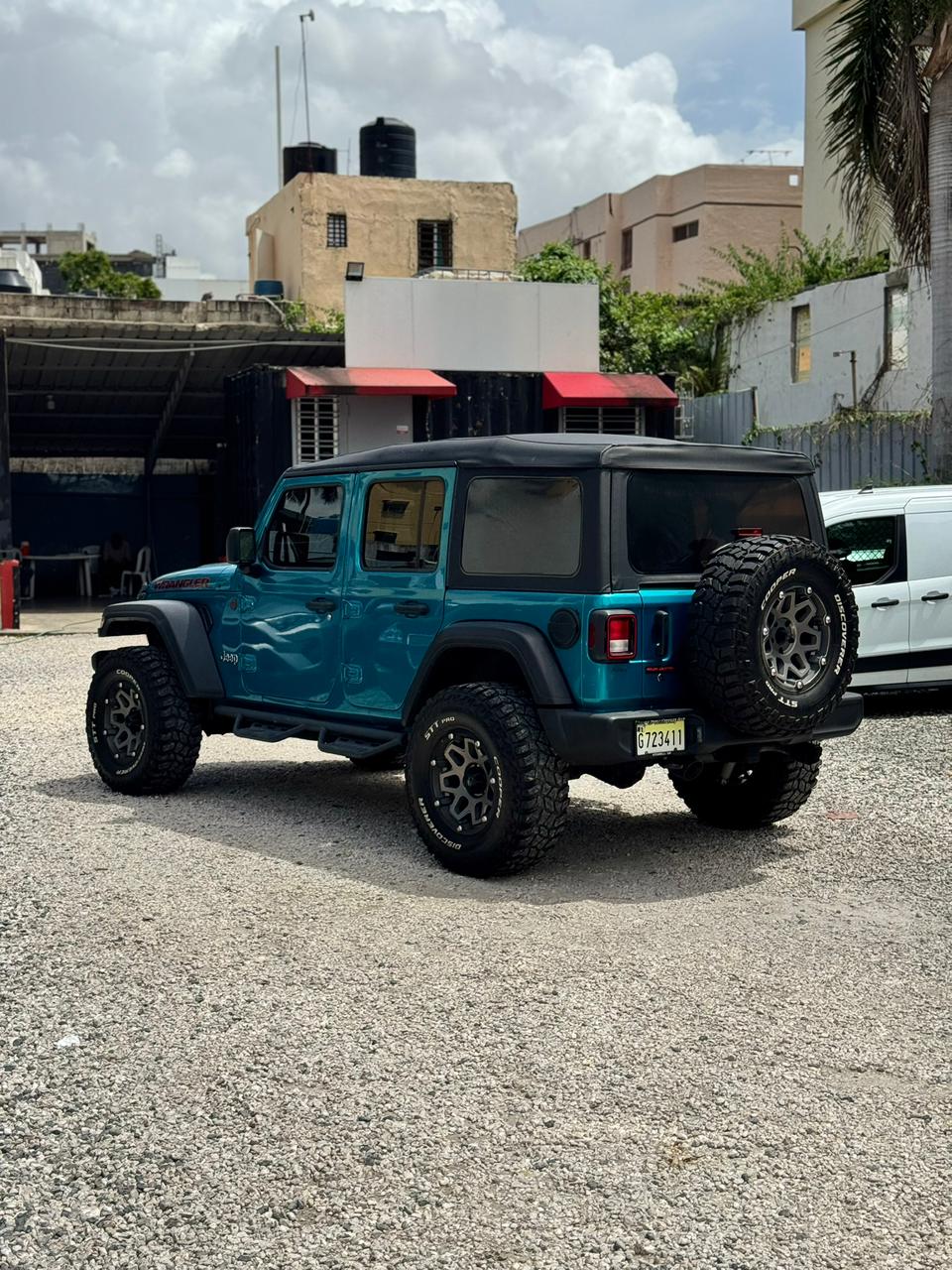 Jeep Wrangler Sahara Unlimited 2019 - foto 2 de 10