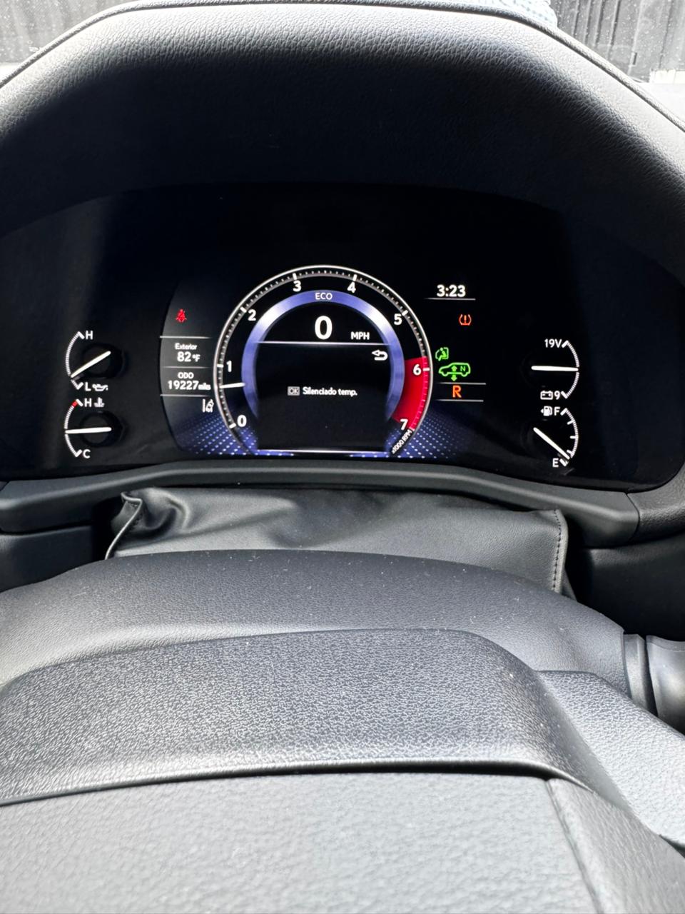 Lexus LX 600 Luxury 2023 - foto 14 de 14