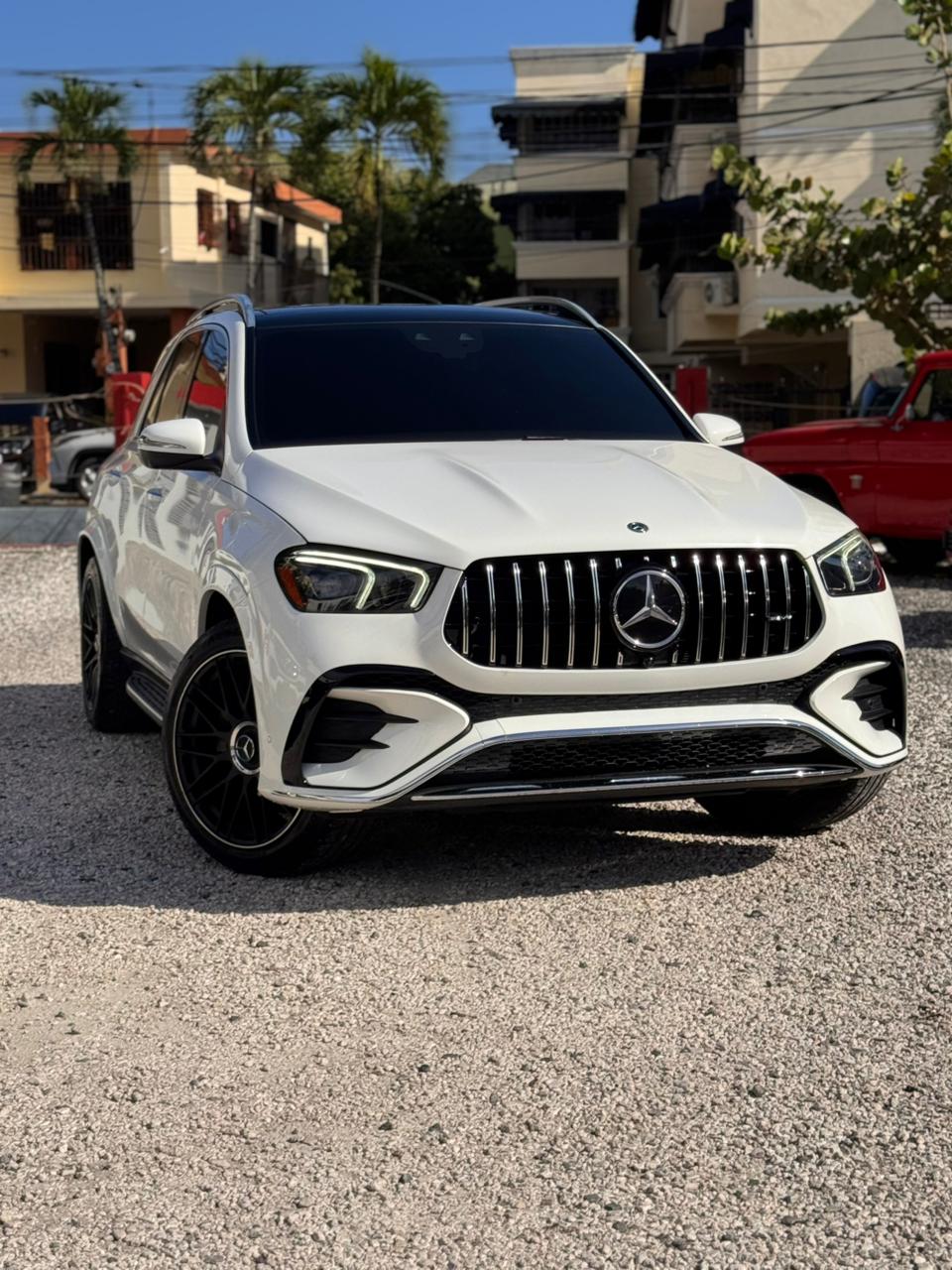 Mercedes Benz GLE 350 AMG 2020 - foto 2 de 13