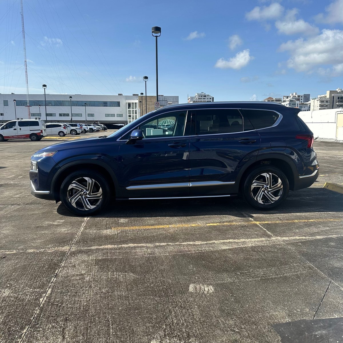 Hyundai Santa Fe SEL 2021 - foto 2 de 6
