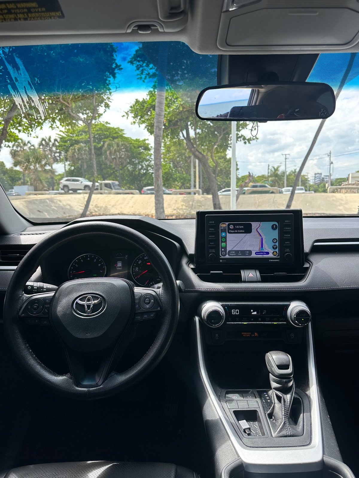 Toyota RAV4 XLE 2021 - foto 12 de 12
