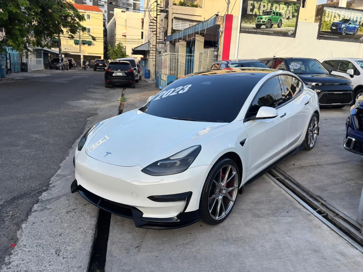 Tesla Model 3 2023 en venta - vista principal