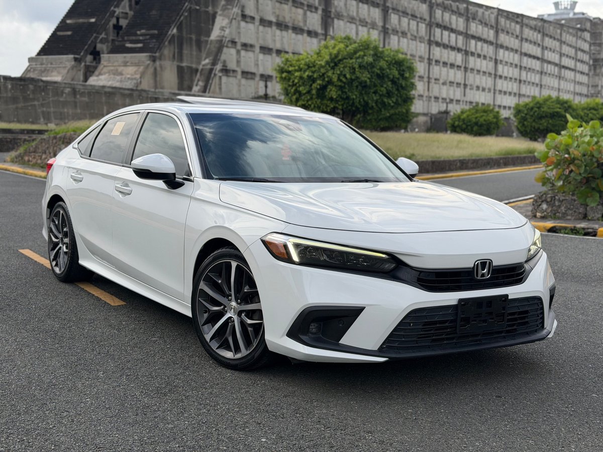 Honda Civic Touring 2022 - foto 2 de 8