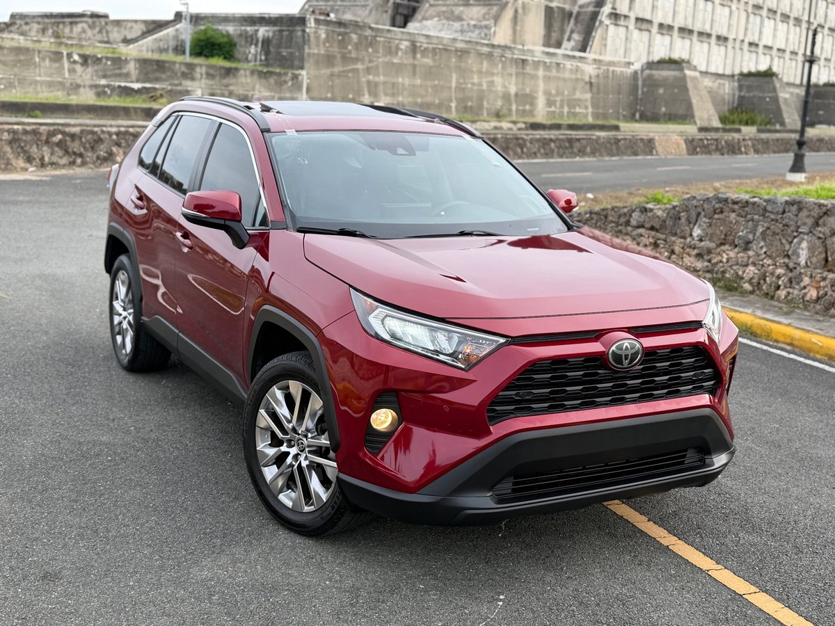 Toyota RAV4 XLE Premium 2021 - foto 2 de 11