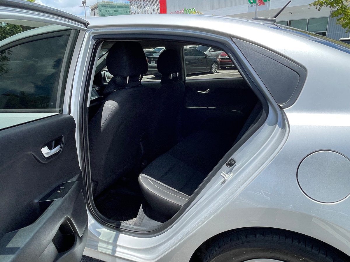 Kia Rio S 2020 - foto 12 de 12