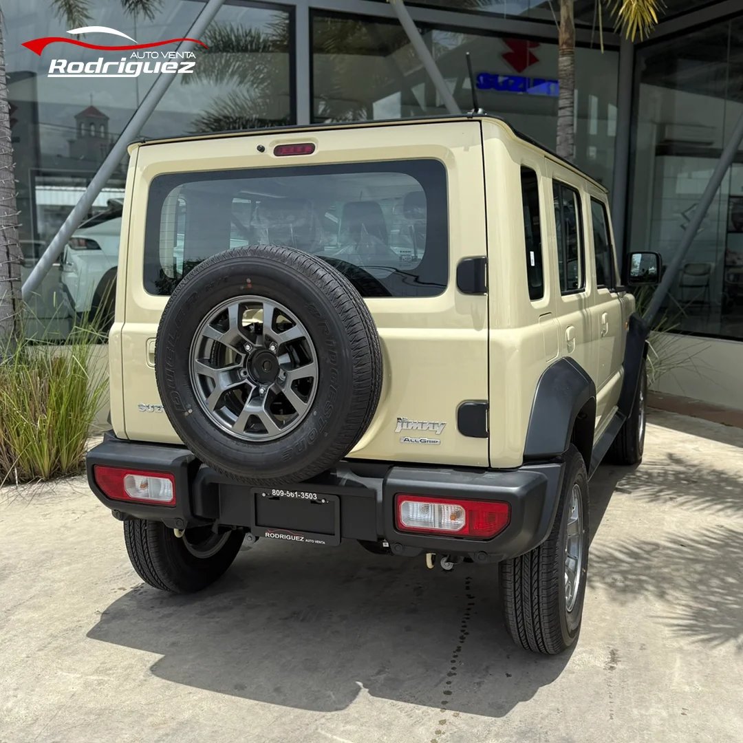 Suzuki Jimny GLX 2027 - foto 8 de 8