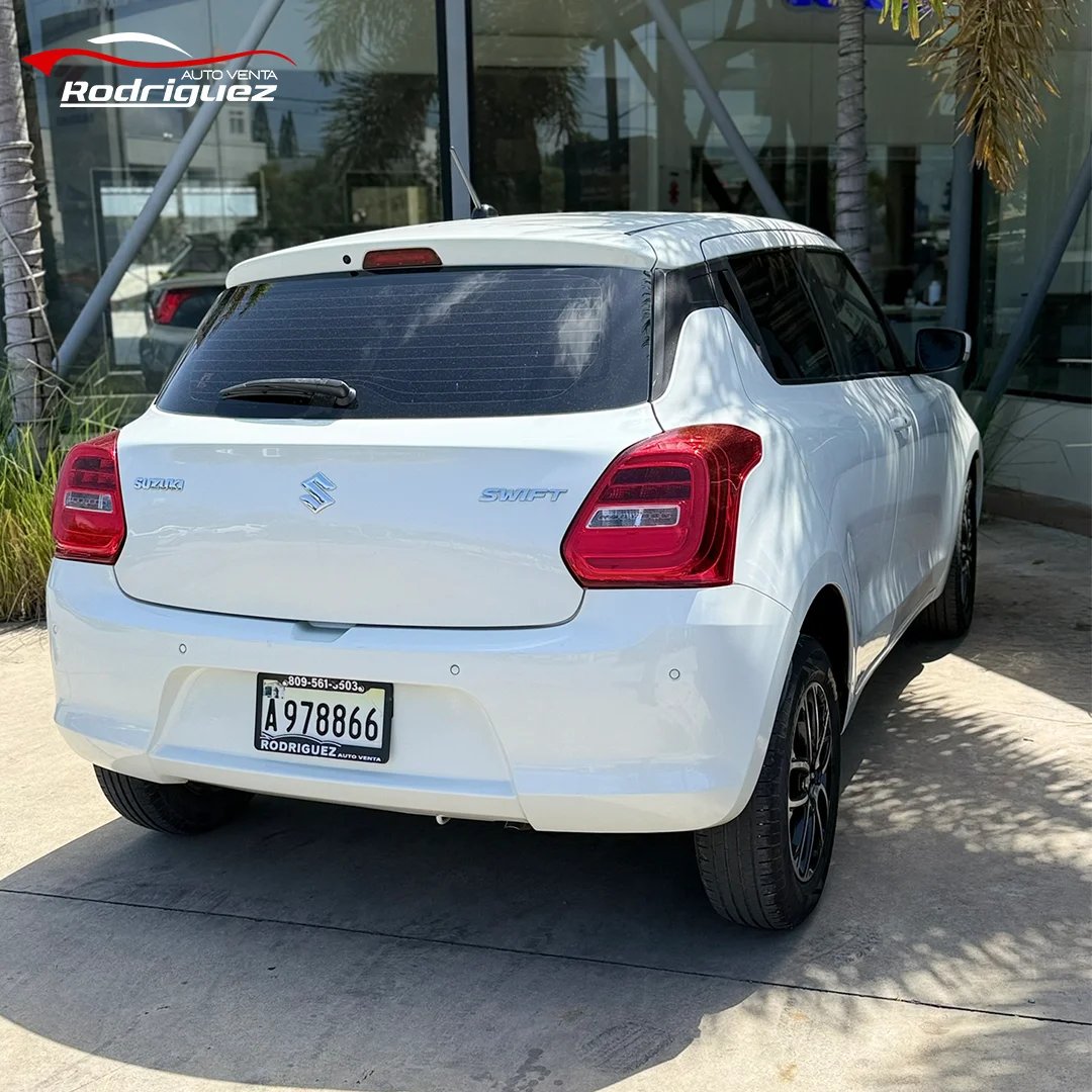 Suzuki Swift GL+ 2022 - foto 6 de 6