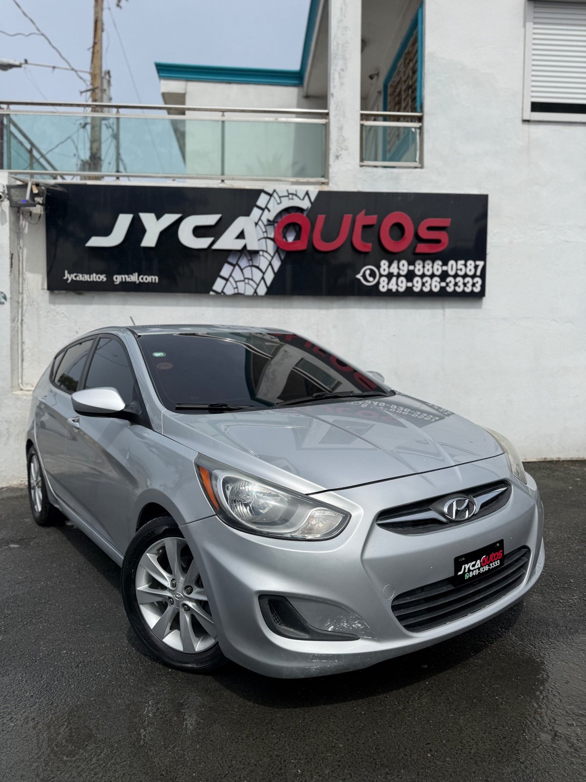 Hyundai Accent 5DR GS / 4DR GLS 2014 - foto 2 de 12