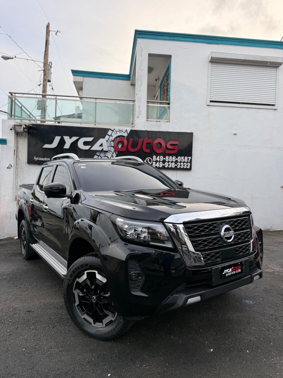 Nissan Frontier LE 2022 - foto 2 de 12