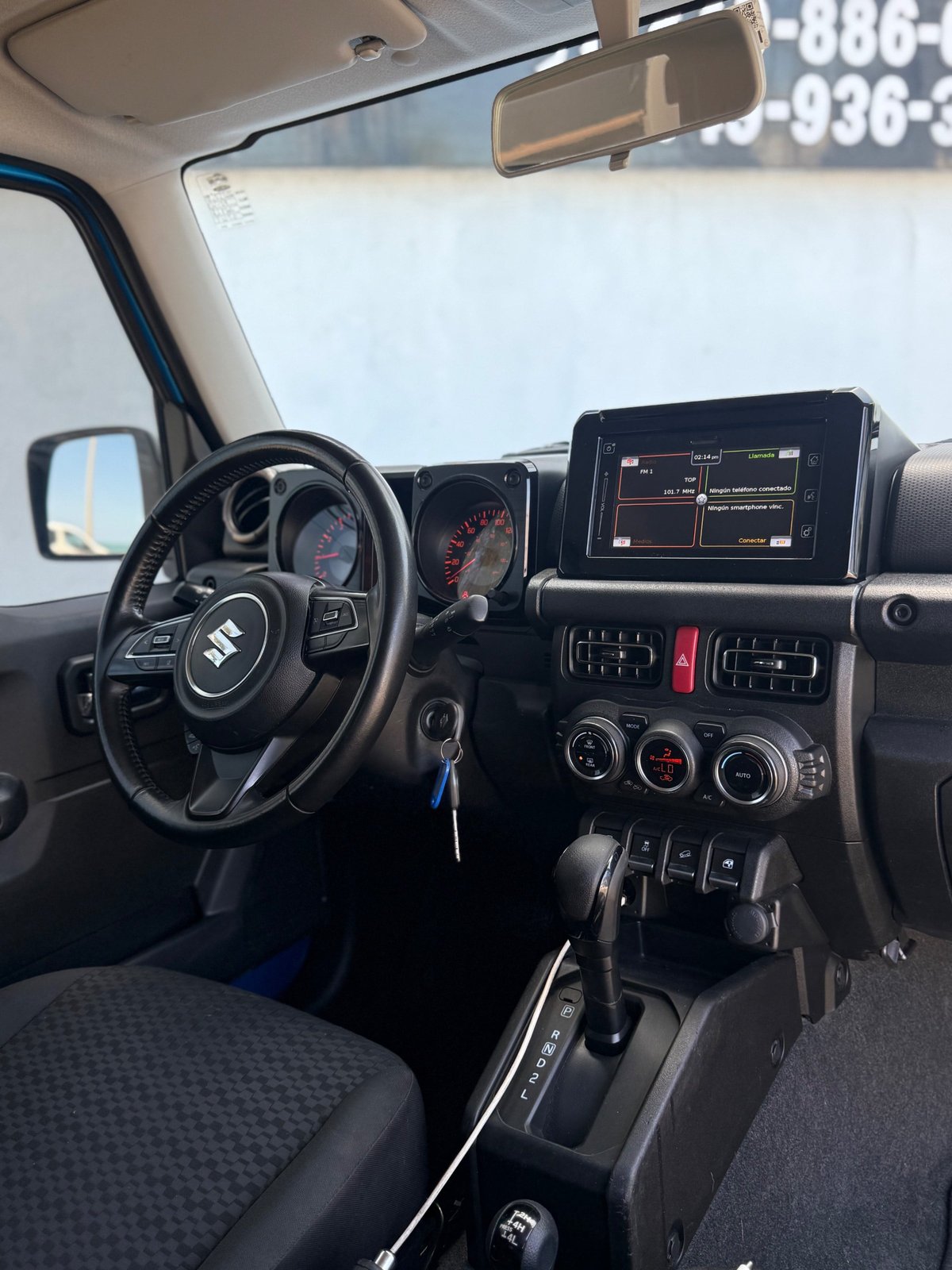 Suzuki Jimny GLX 2022 - foto 8 de 8