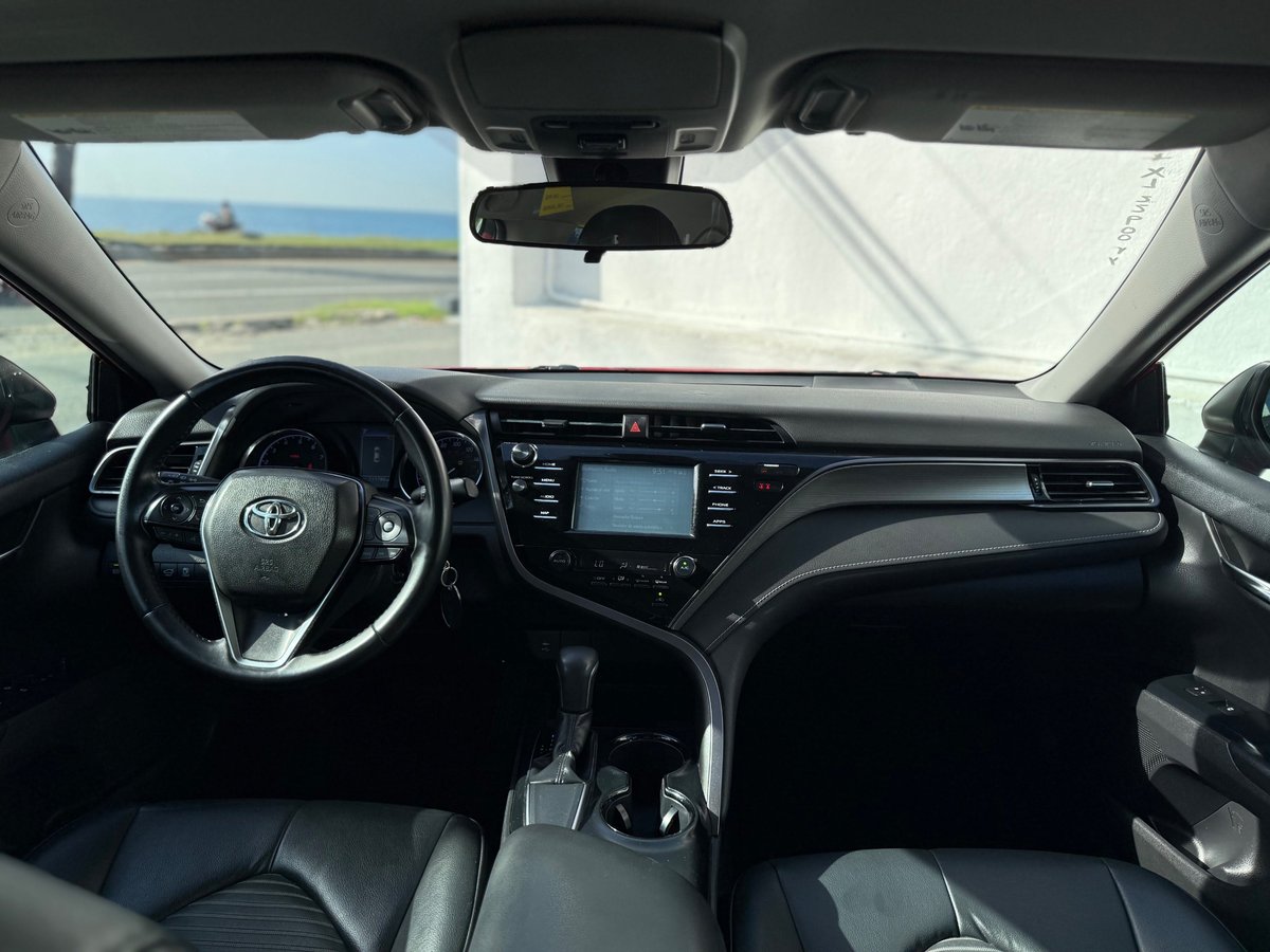 Toyota Camry SE 2019 - foto 12 de 12