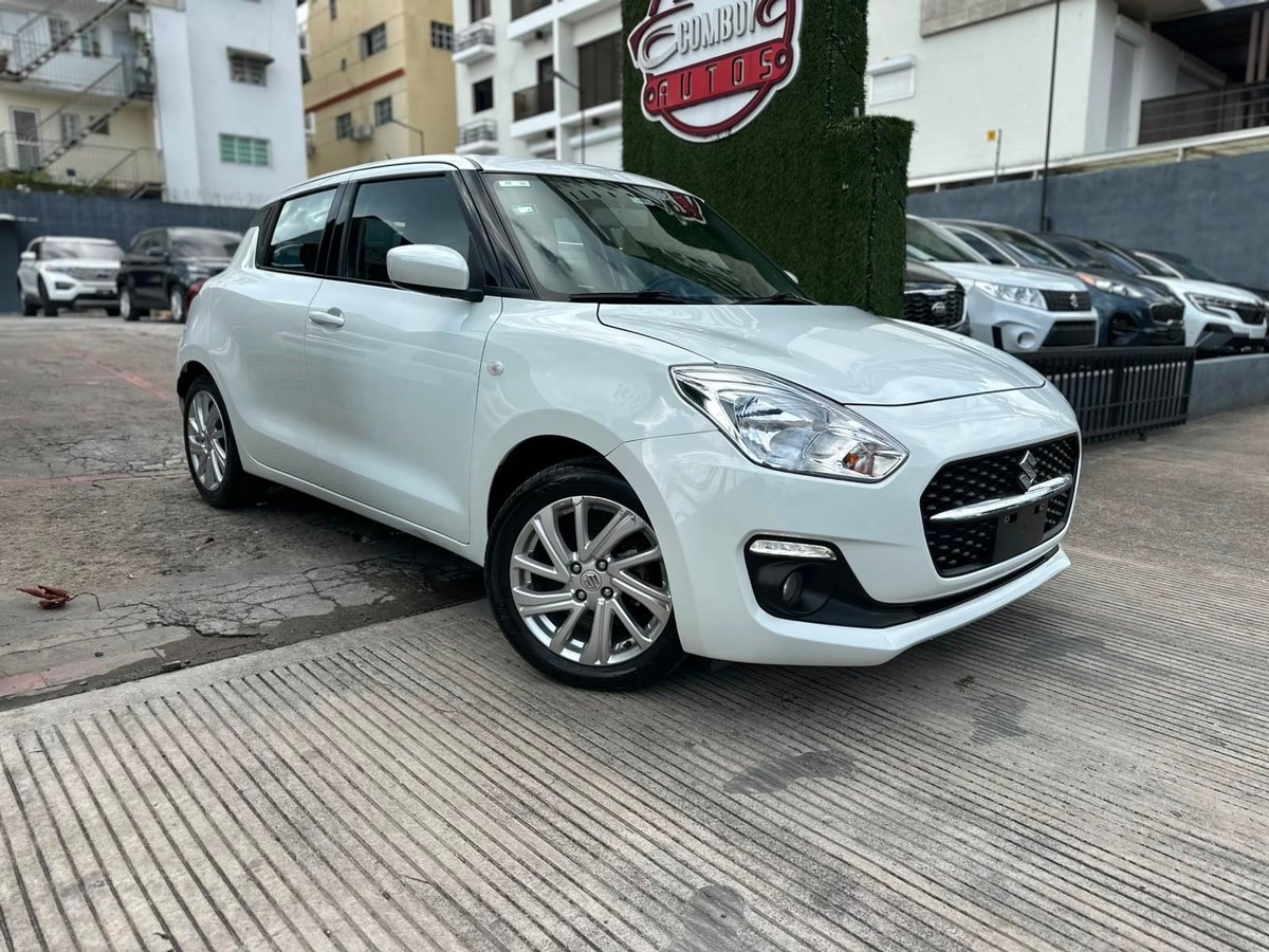 Suzuki Swift GL+ 2024 en venta - vista principal