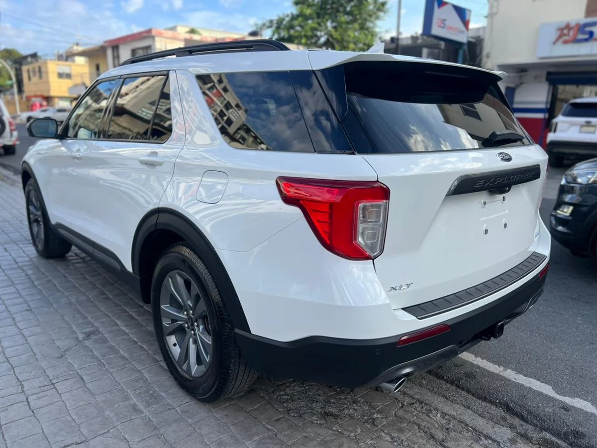 Ford Explorer XLT 2023 - foto 2 de 12