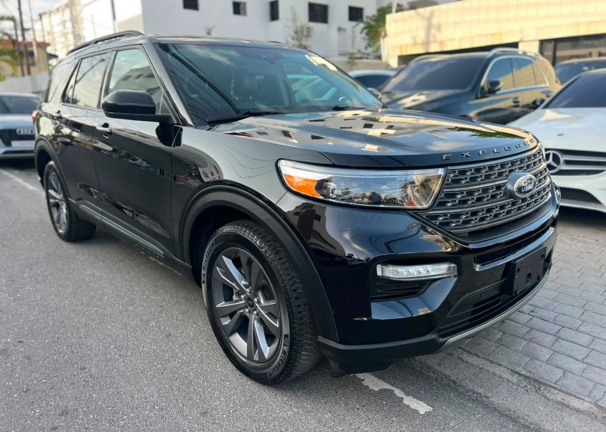 Ford Explorer XLT 2023 en venta - vista principal