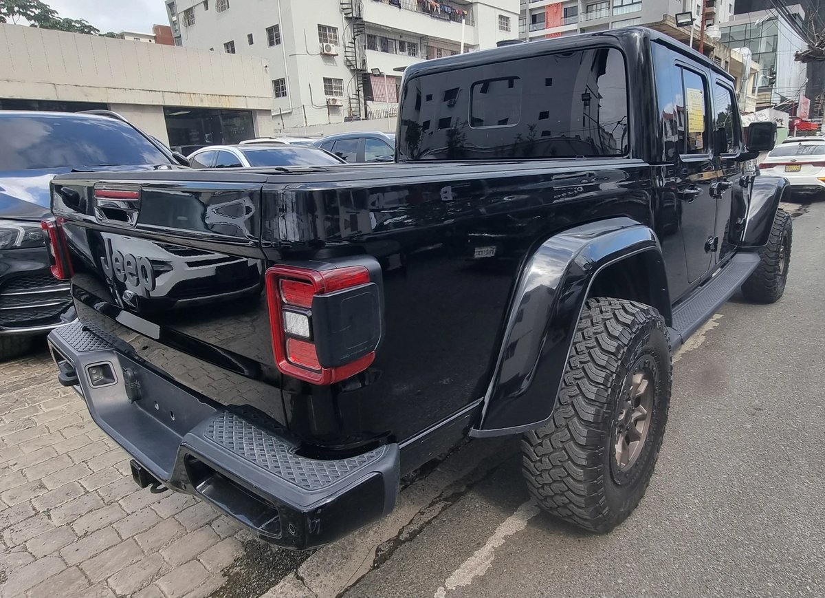 Jeep Gladiator Overland 2023 - foto 2 de 7