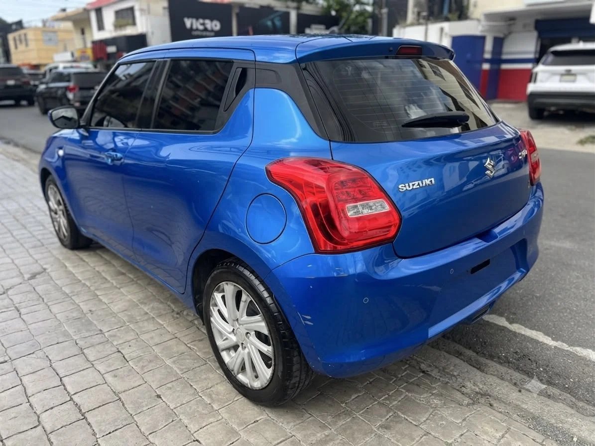 Suzuki Swift 2022 - foto 2 de 8