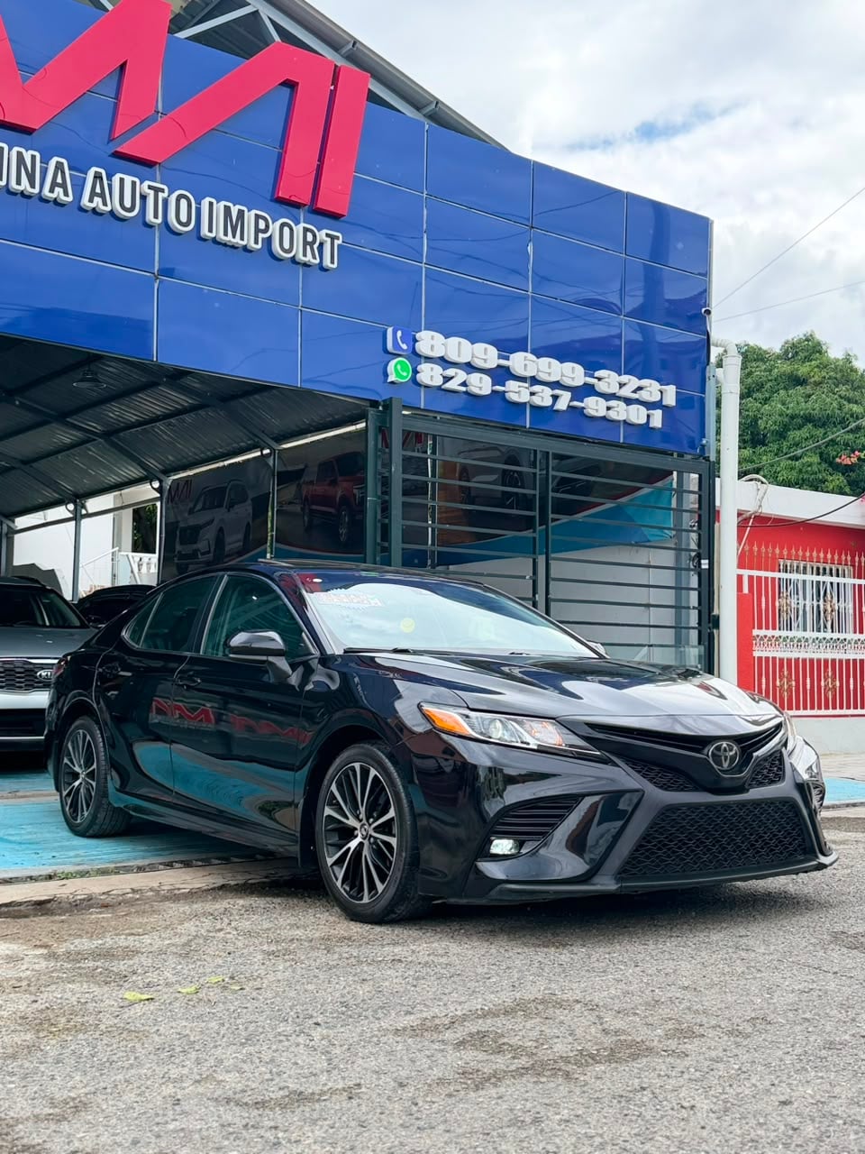 Toyota Camry SE 2019 - foto 2 de 13
