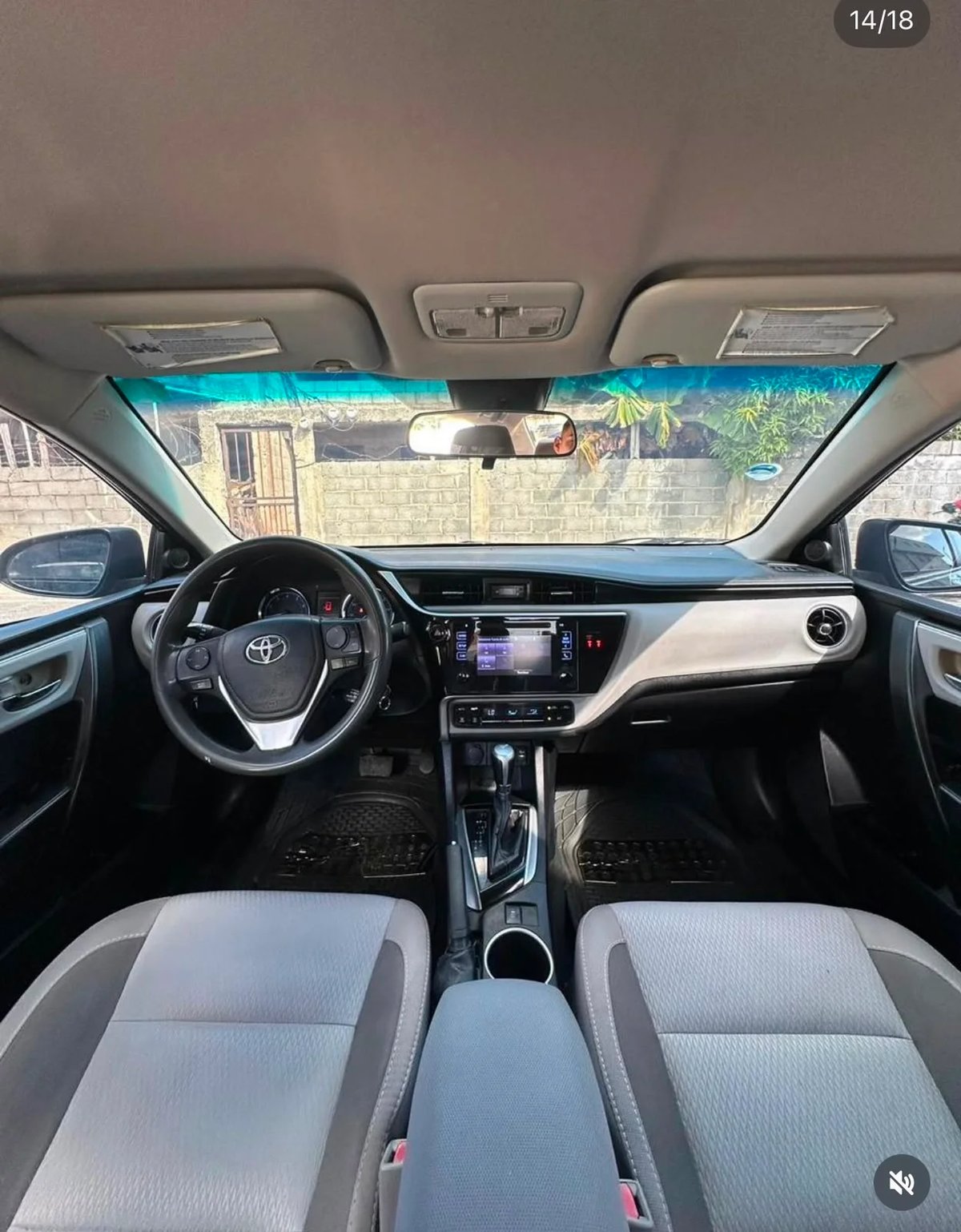 Toyota Corolla LE 2018 - foto 5 de 5