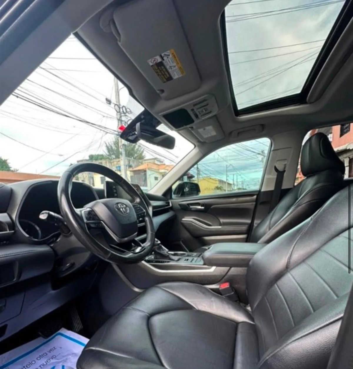 Toyota Highlander Hybrid XLE 2020 - foto 4 de 4