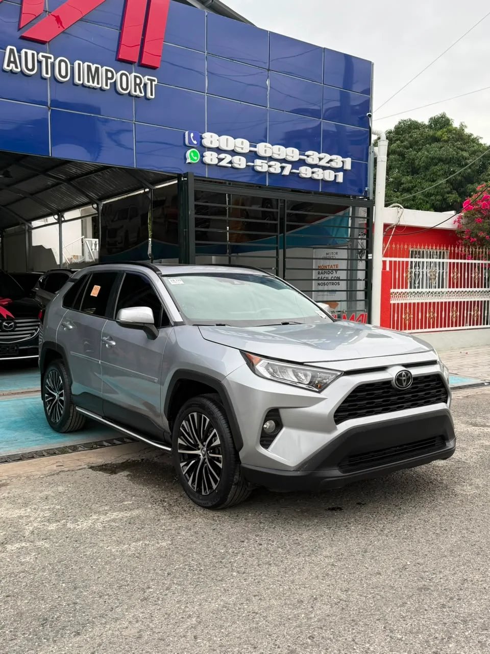 Toyota RAV4 XLE 2020 en venta - vista principal