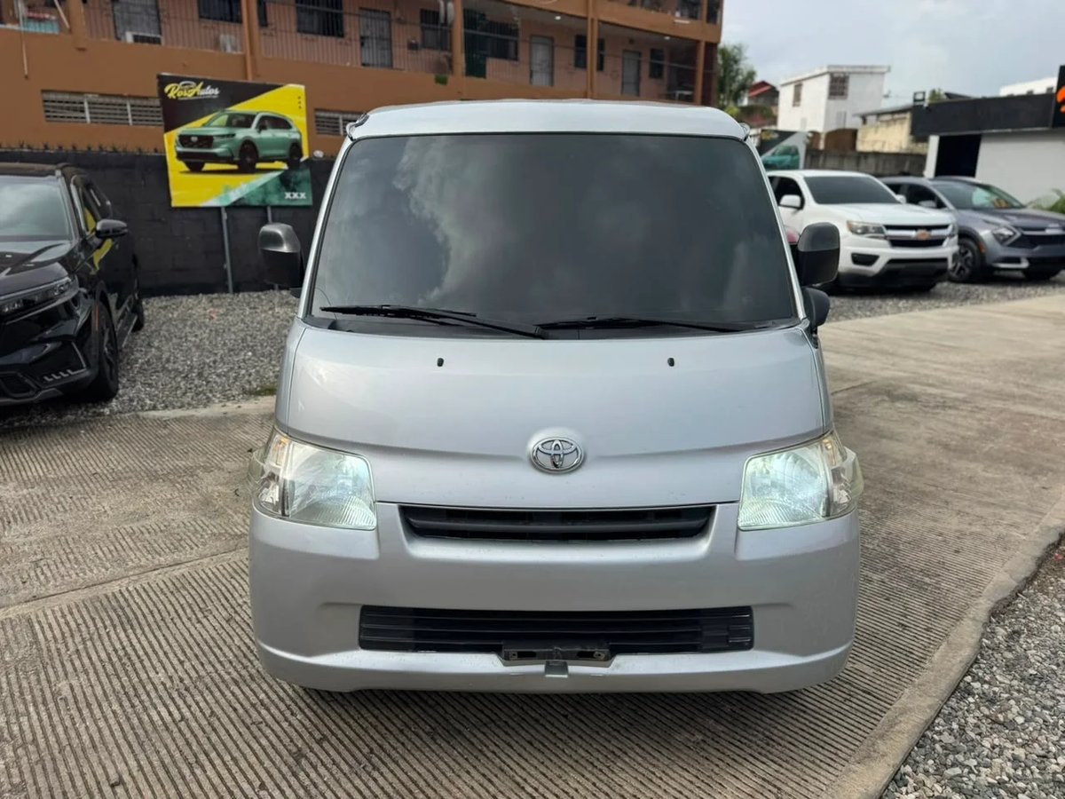 Toyota Lite-Ace Pick Up 2018 - foto 2 de 9