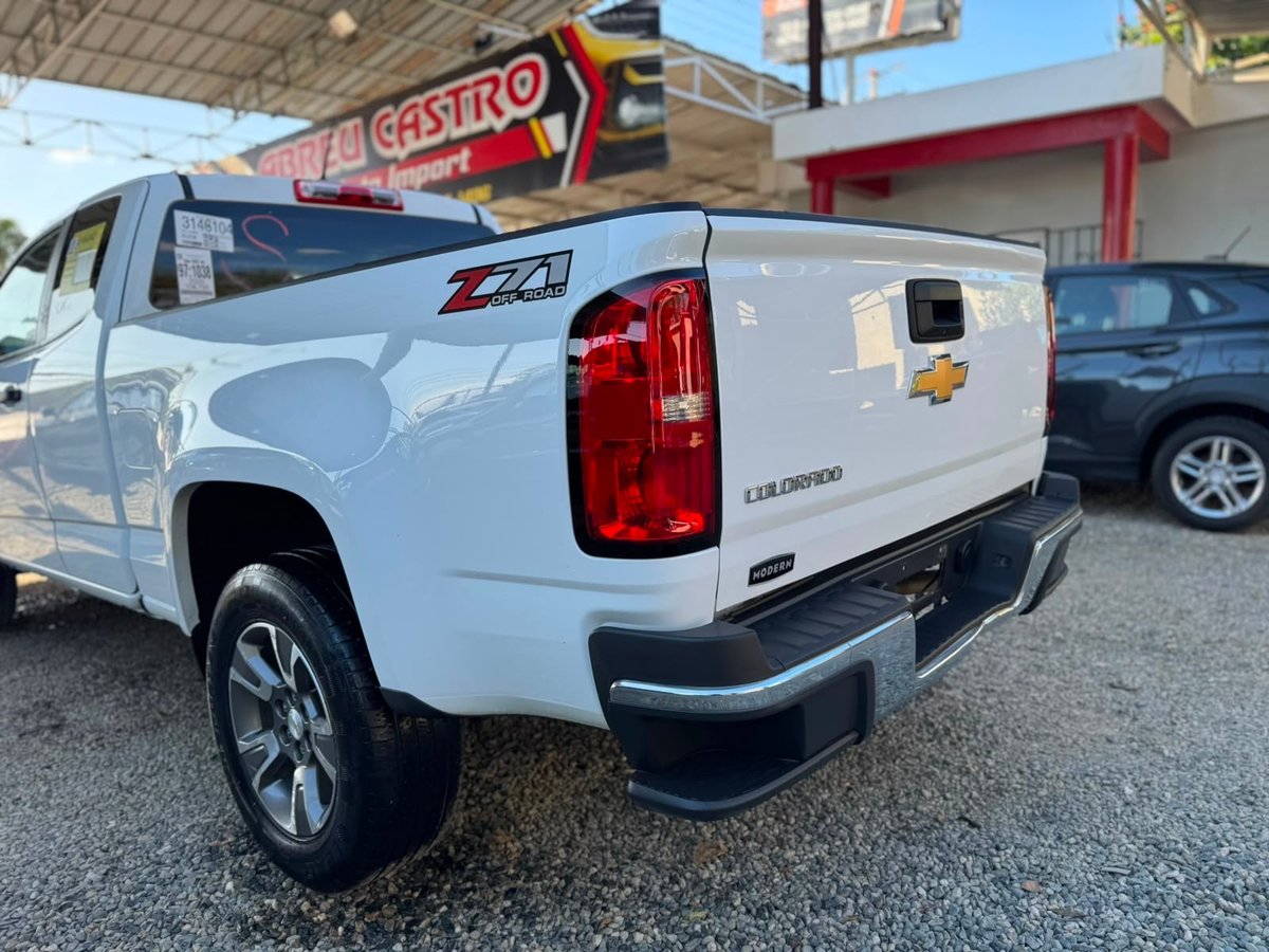 Chevrolet Colorado Work Truck 2020 - foto 2 de 14