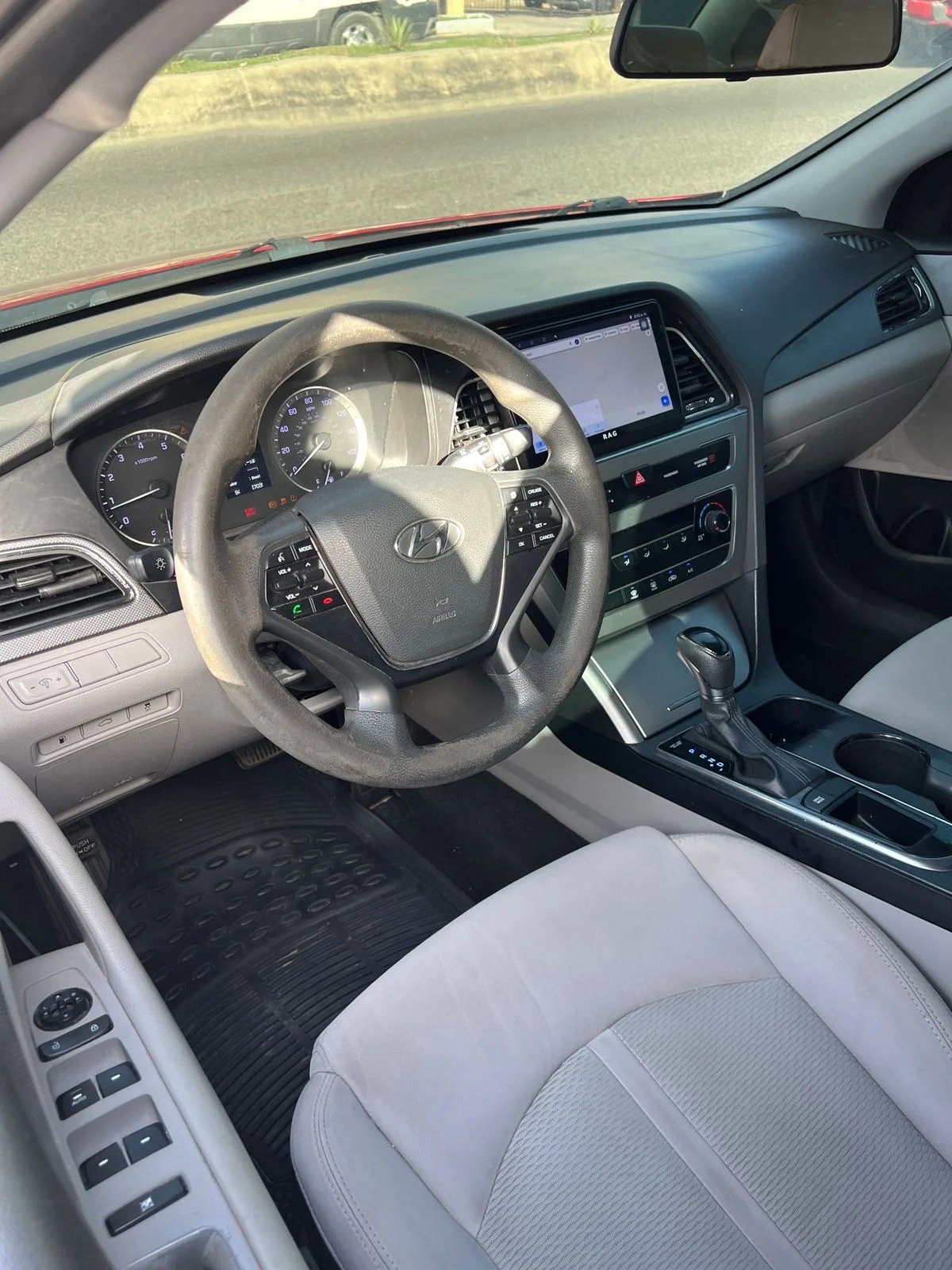 Hyundai Sonata SE, Eco 2017 - foto 2 de 11