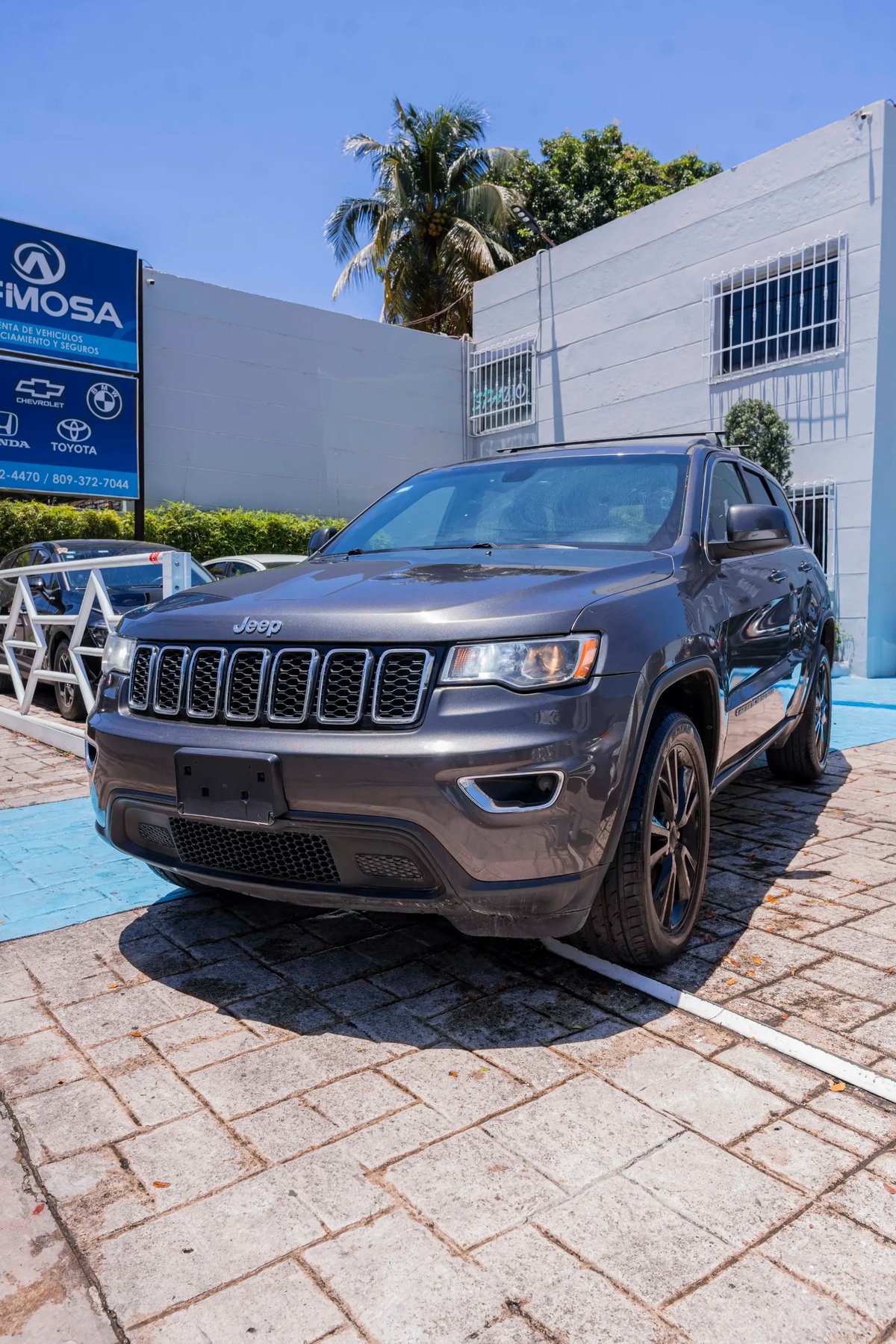 Jeep Grand Cherokee Laredo 2017 en venta - vista principal
