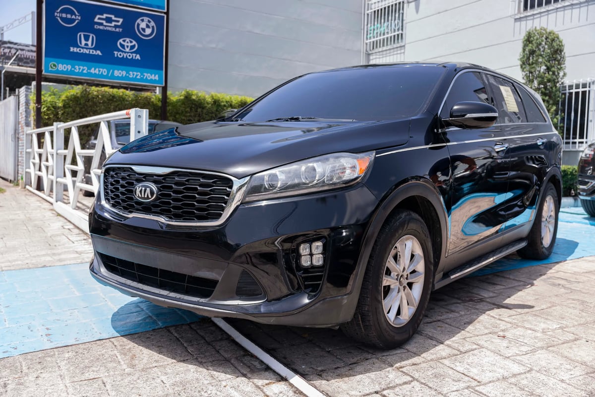 Kia Sorento L, LX, S 2019 en venta - vista principal