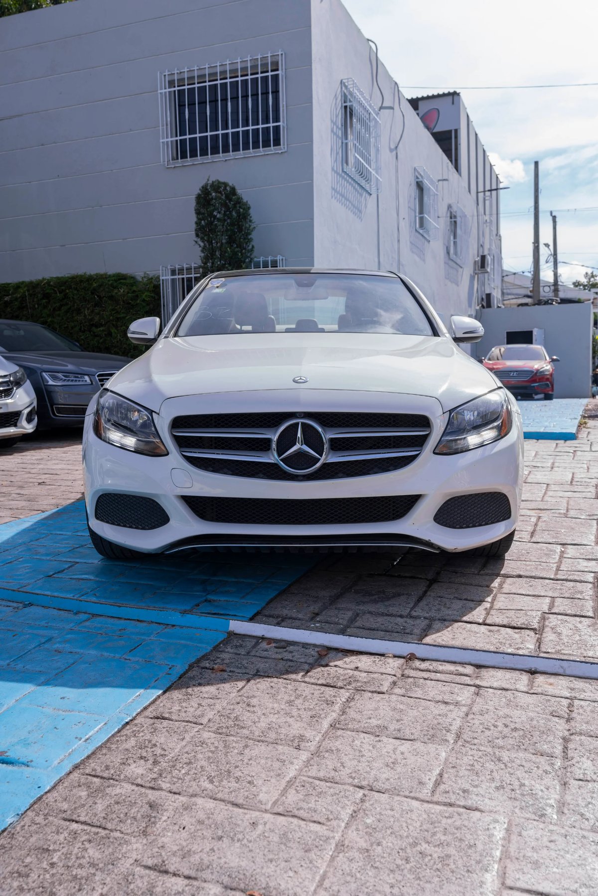 MERCEDES-BENZ C-Class C300-4M 2017 - foto 2 de 16